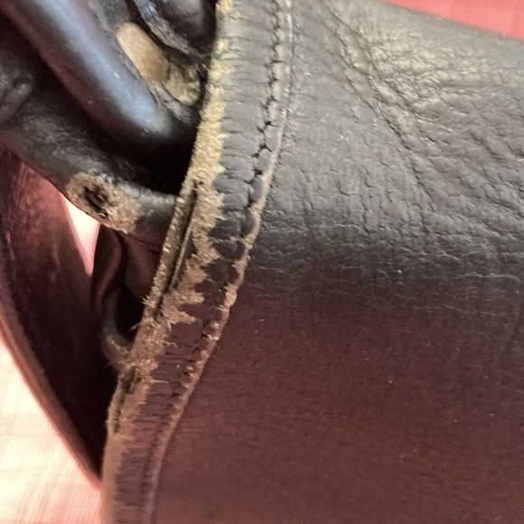 Coach 4150-needs to be rehabbed! - Picture 15 of 16